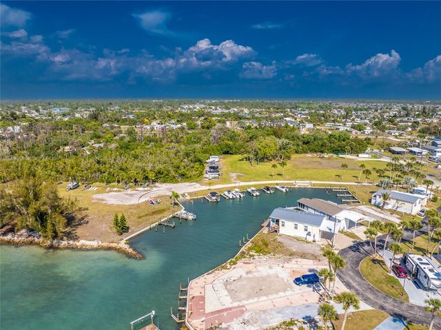 7500 PARK POINTE DRIVE 42, Englewood, FL 34224