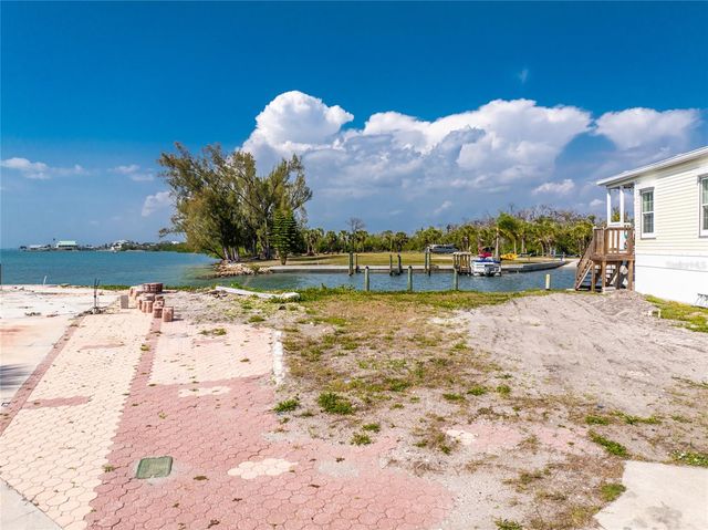 7500 PARK POINTE DRIVE 42, Englewood, FL 34224