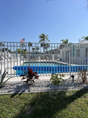 7500 PARK POINTE DRIVE 42, Englewood, FL 34224