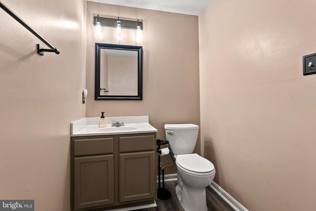 44 GUNFALLS GRTH, Baltimore, MD 21236