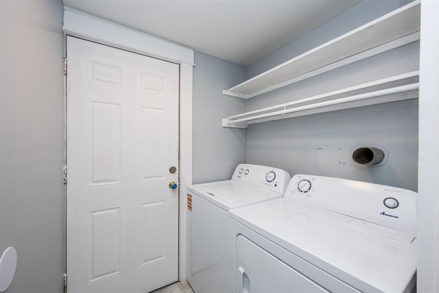 814 Columbus Avenue, Benton Harbor, MI 49022