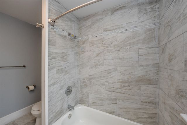 814 Columbus Avenue, Benton Harbor, MI 49022