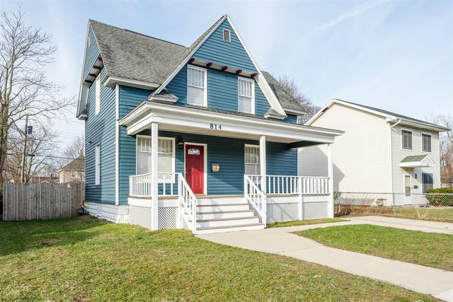 814 Columbus Avenue, Benton Harbor, MI 49022