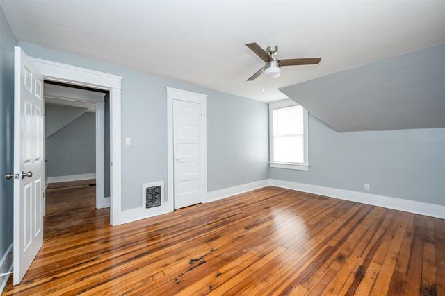 814 Columbus Avenue, Benton Harbor, MI 49022