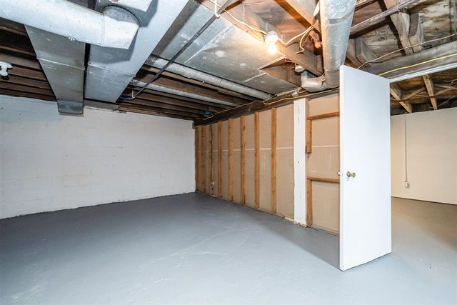 814 Columbus Avenue, Benton Harbor, MI 49022