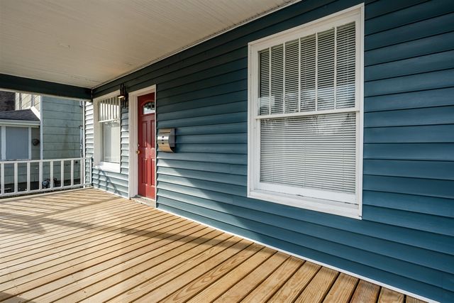 814 Columbus Avenue, Benton Harbor, MI 49022