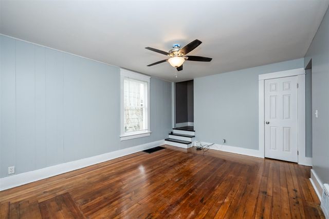 814 Columbus Avenue, Benton Harbor, MI 49022