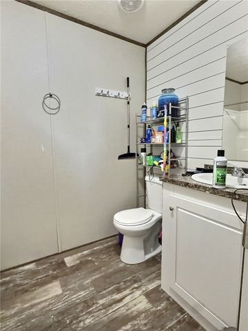 421 Fawn Dr, Canton Twp, PA 15301