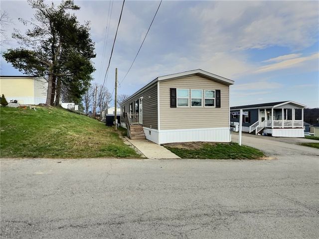 421 Fawn Dr, Canton Twp, PA 15301