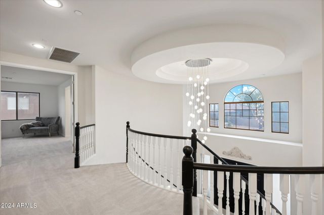 3852 E EXPEDITION Way, Phoenix, AZ 85050