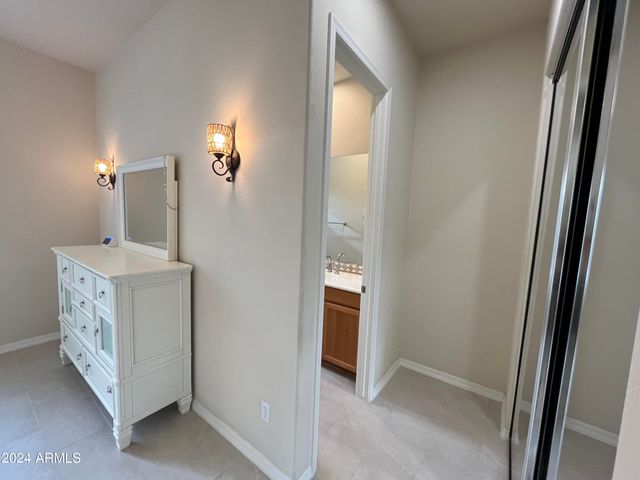 3852 E EXPEDITION Way, Phoenix, AZ 85050