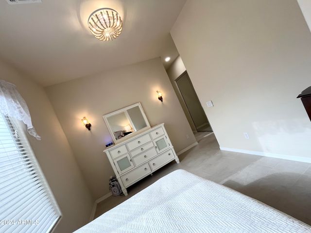 3852 E EXPEDITION Way, Phoenix, AZ 85050