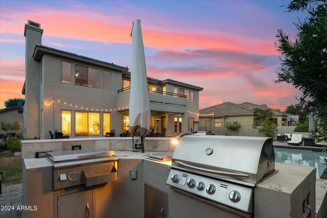 3852 E EXPEDITION Way, Phoenix, AZ 85050