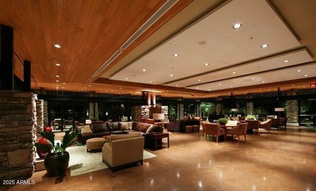 3852 E EXPEDITION Way, Phoenix, AZ 85050