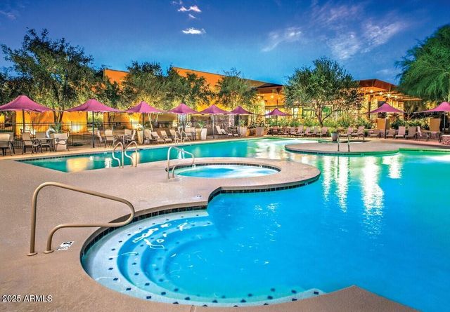 3852 E EXPEDITION Way, Phoenix, AZ 85050