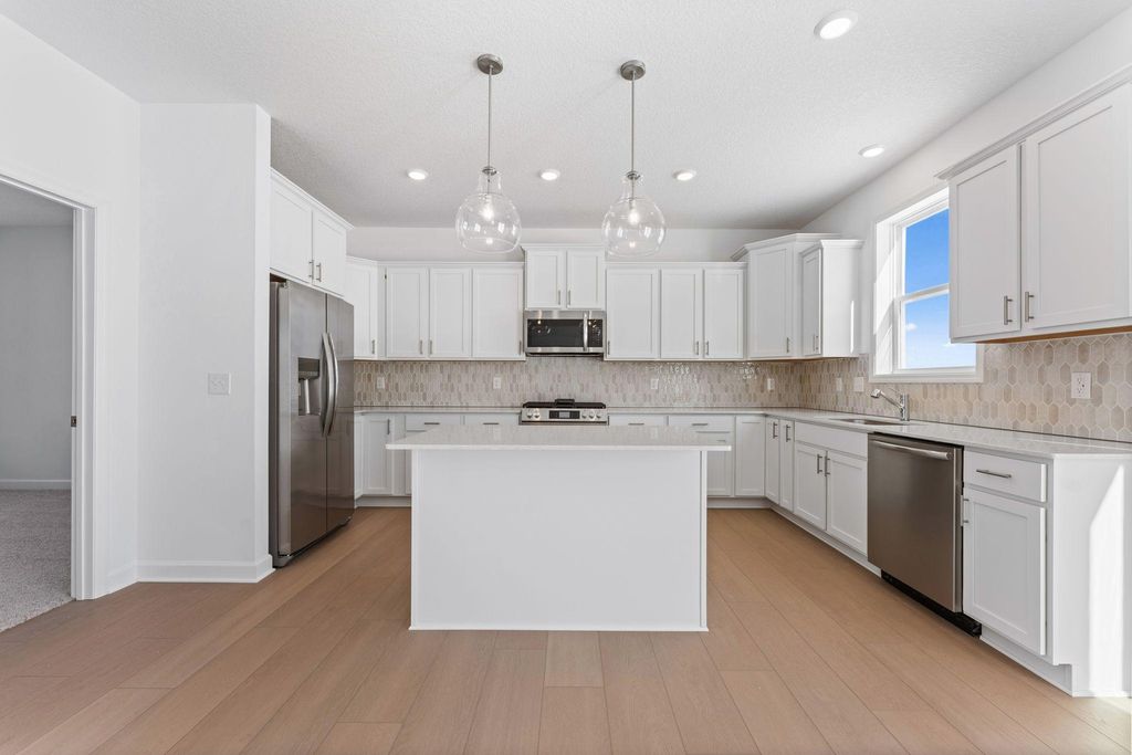 656 Sierra Parkway, Waconia, MN 55387 — photo 2