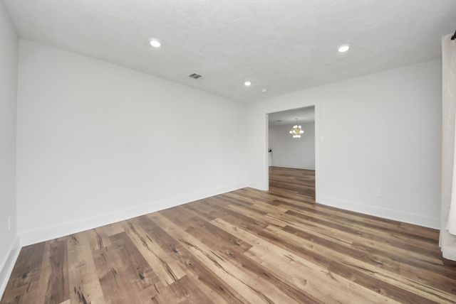 9731 Clanton Street, Houston, TX 77080