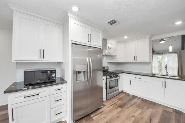 9731 Clanton Street, Houston, TX 77080