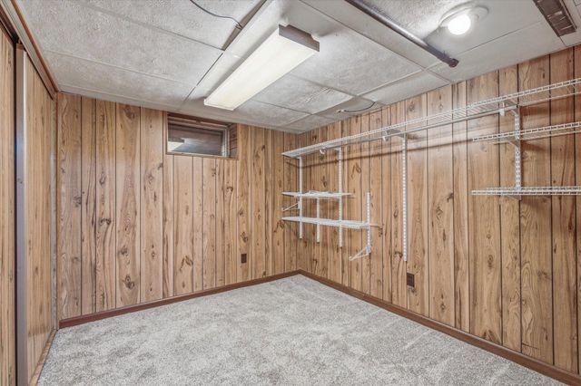 11111 Carver Court, Burnsville, MN 55337