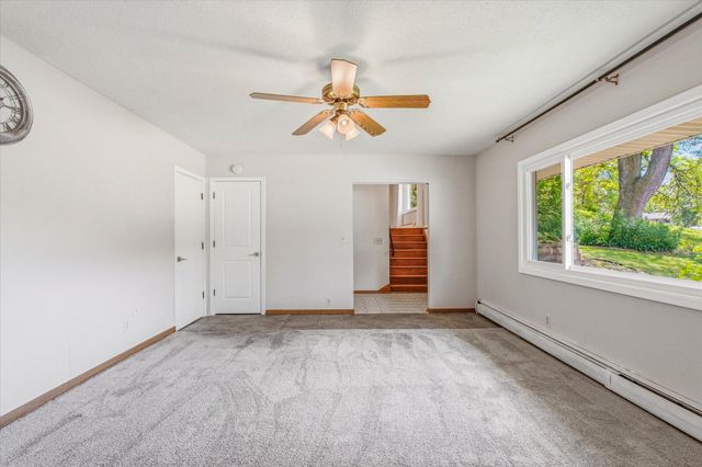 11111 Carver Court, Burnsville, MN 55337
