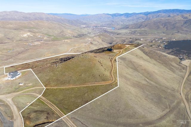35 Lorraine Lane, Horseshoe Bend, ID 83629