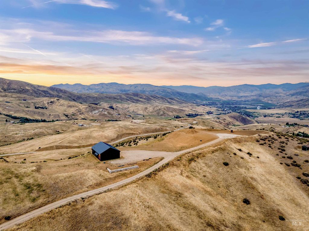 35 Lorraine Lane, Horseshoe Bend, ID 83629 photo 42