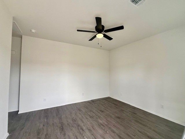 1235 E HOUSTON Street NE, Paris, TX 75460