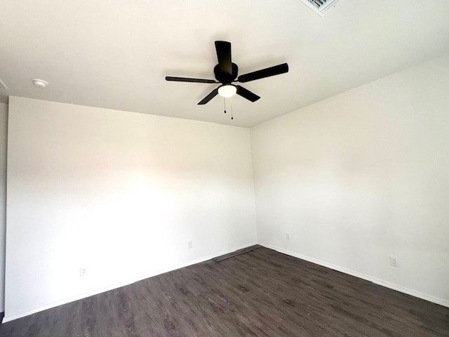 1235 E HOUSTON Street NE, Paris, TX 75460