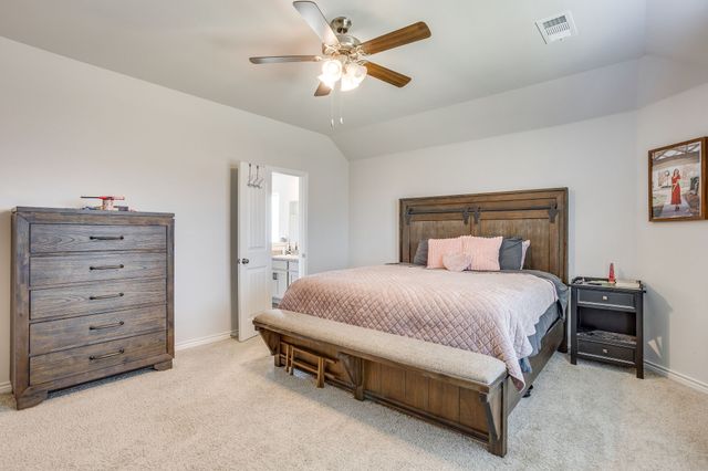5044 Chital Drive, Fort Worth, TX 76036