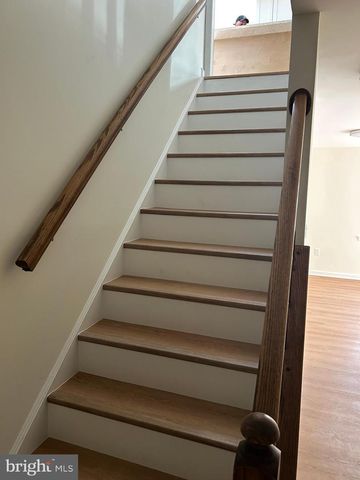 2703 DEER RIDGE DR, Silver Spring, MD 20904