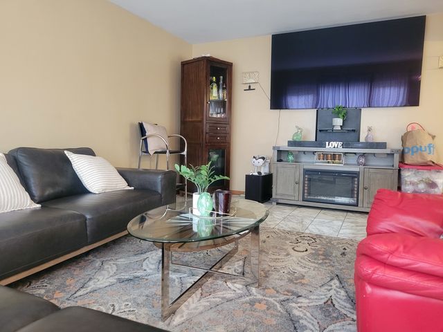 6300 W Belmont Avenue, Chicago, IL 60634