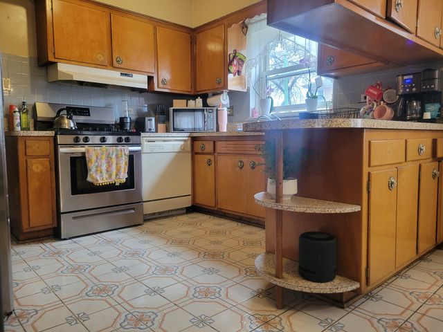 6300 W Belmont Avenue, Chicago, IL 60634