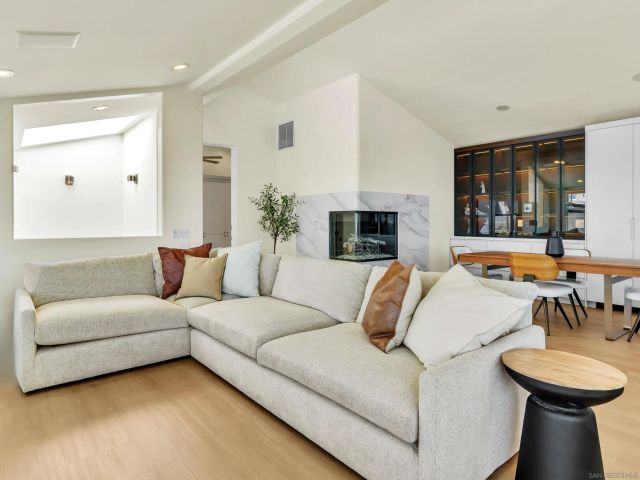 3815 Henry Street, San Diego, CA 92110