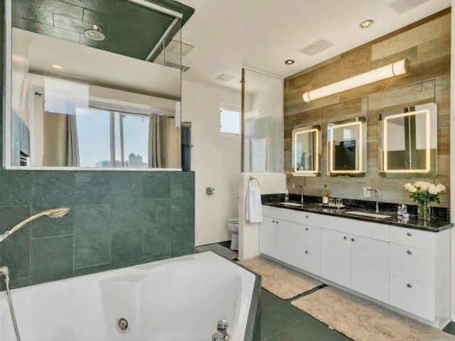 3815 Henry Street, San Diego, CA 92110