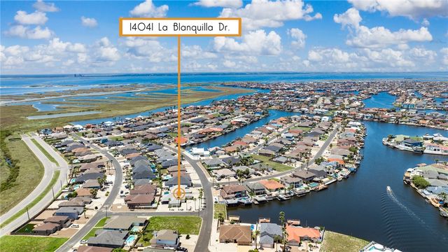 14041 La Blanquilla Dr, Corpus Christi, TX 78418
