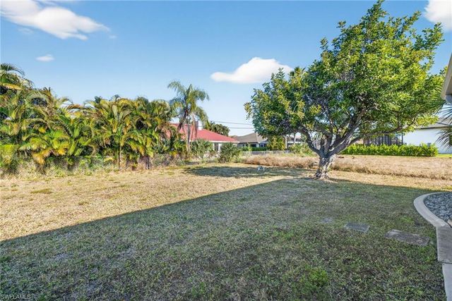 5727 Rose Garden RD # A, Cape Coral, FL 33914