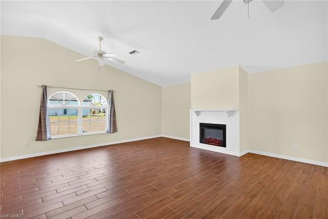 5727 Rose Garden RD # A, Cape Coral, FL 33914