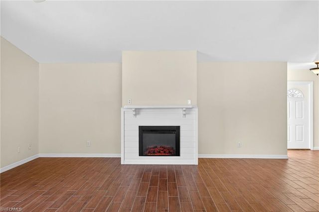 5727 Rose Garden RD # A, Cape Coral, FL 33914