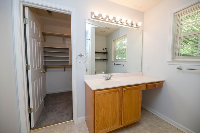 901 NORMAN DR, Columbia, MO 65201
