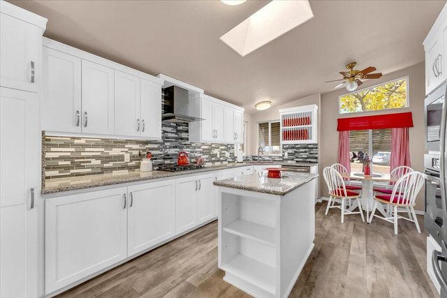 4719 Maple Trail, Redding, CA 96003