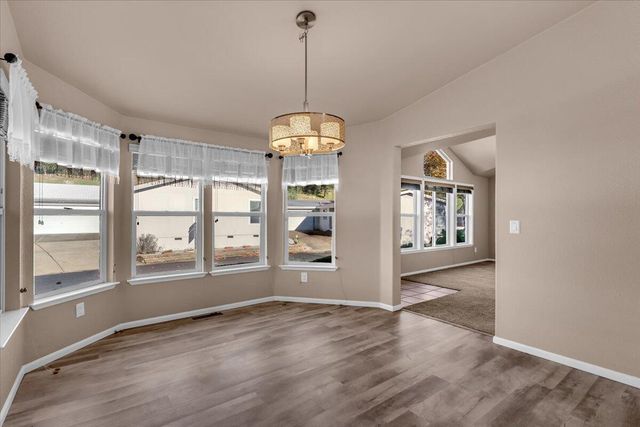 4719 Maple Trail, Redding, CA 96003