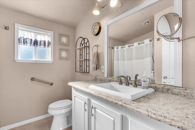 4719 Maple Trail, Redding, CA 96003