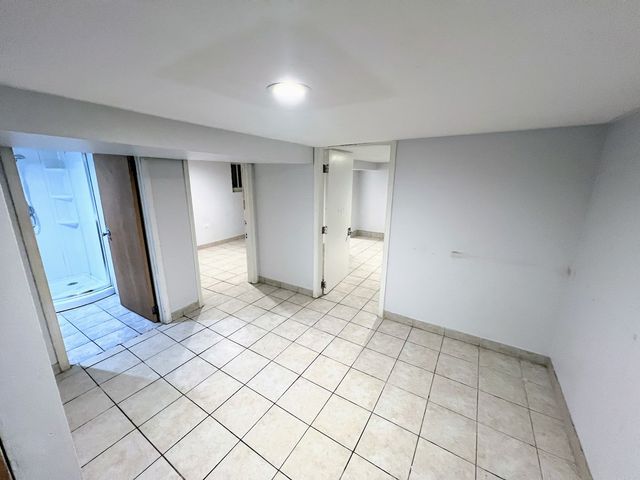2936 N Dawson Avenue G, Chicago, IL 60618