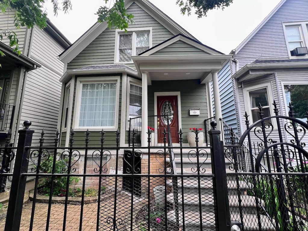 2936 N Dawson Avenue G, Chicago, IL 60618
