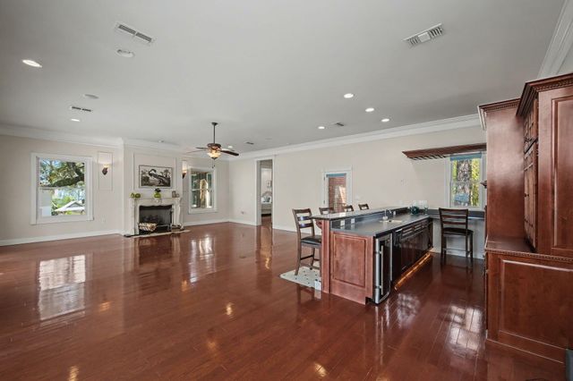 305 Boggy Bayou Court, Niceville, FL 32578