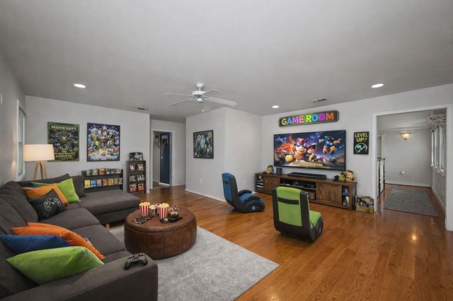 305 Boggy Bayou Court, Niceville, FL 32578