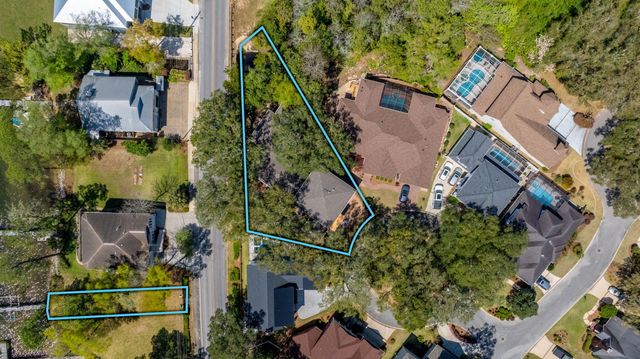 305 Boggy Bayou Court, Niceville, FL 32578