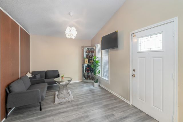 9801 Oriole DR, Austin, TX 78753