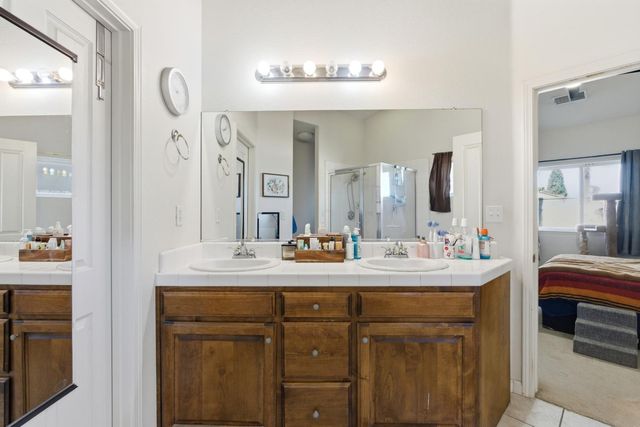 5659 N Brent Avenue, Fresno, CA 93723