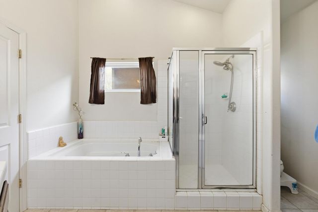 5659 N Brent Avenue, Fresno, CA 93723